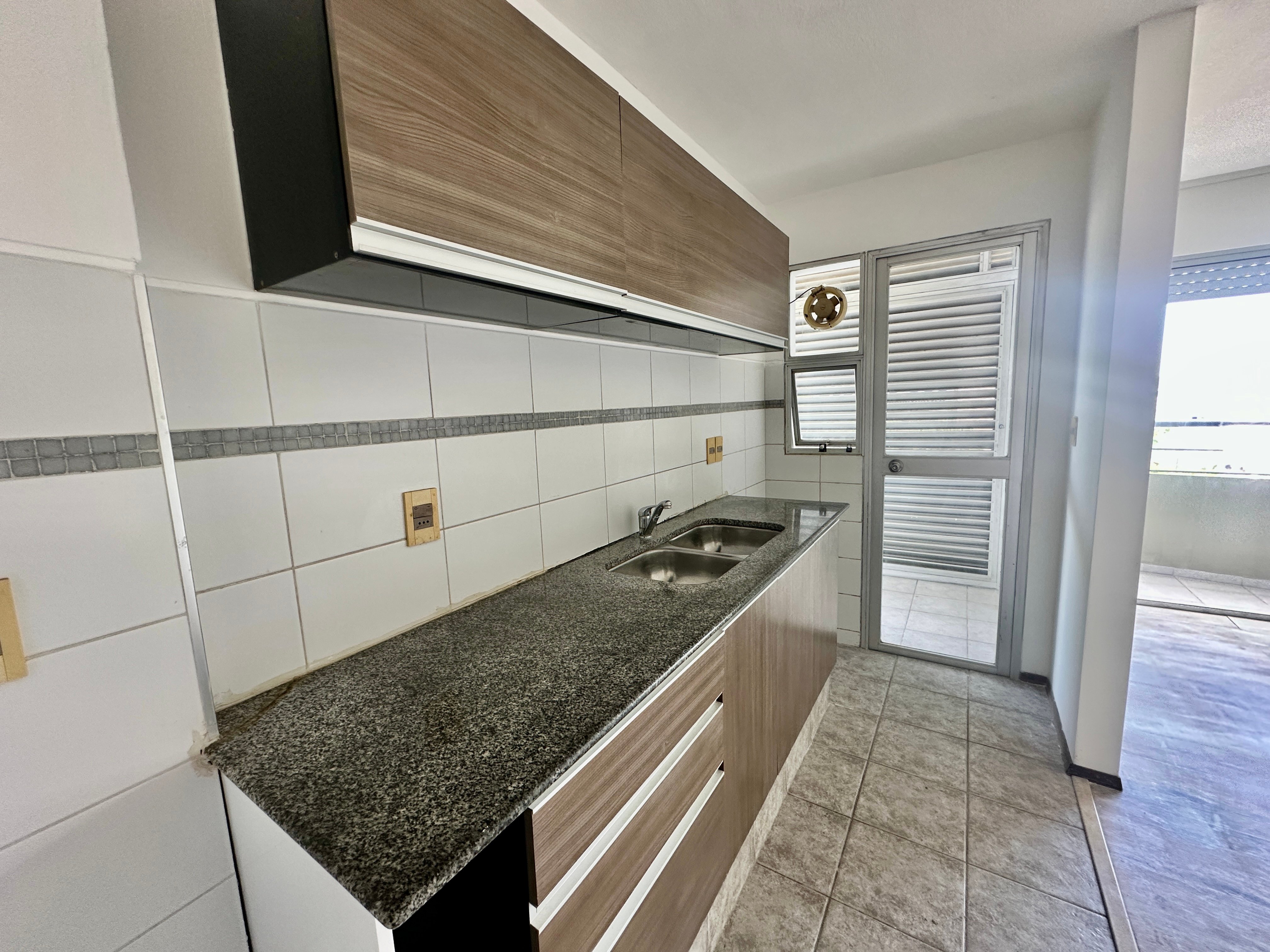 Venta Apartamento 2 Dormitorios Al frente con Renta Malvin - Widok 5
