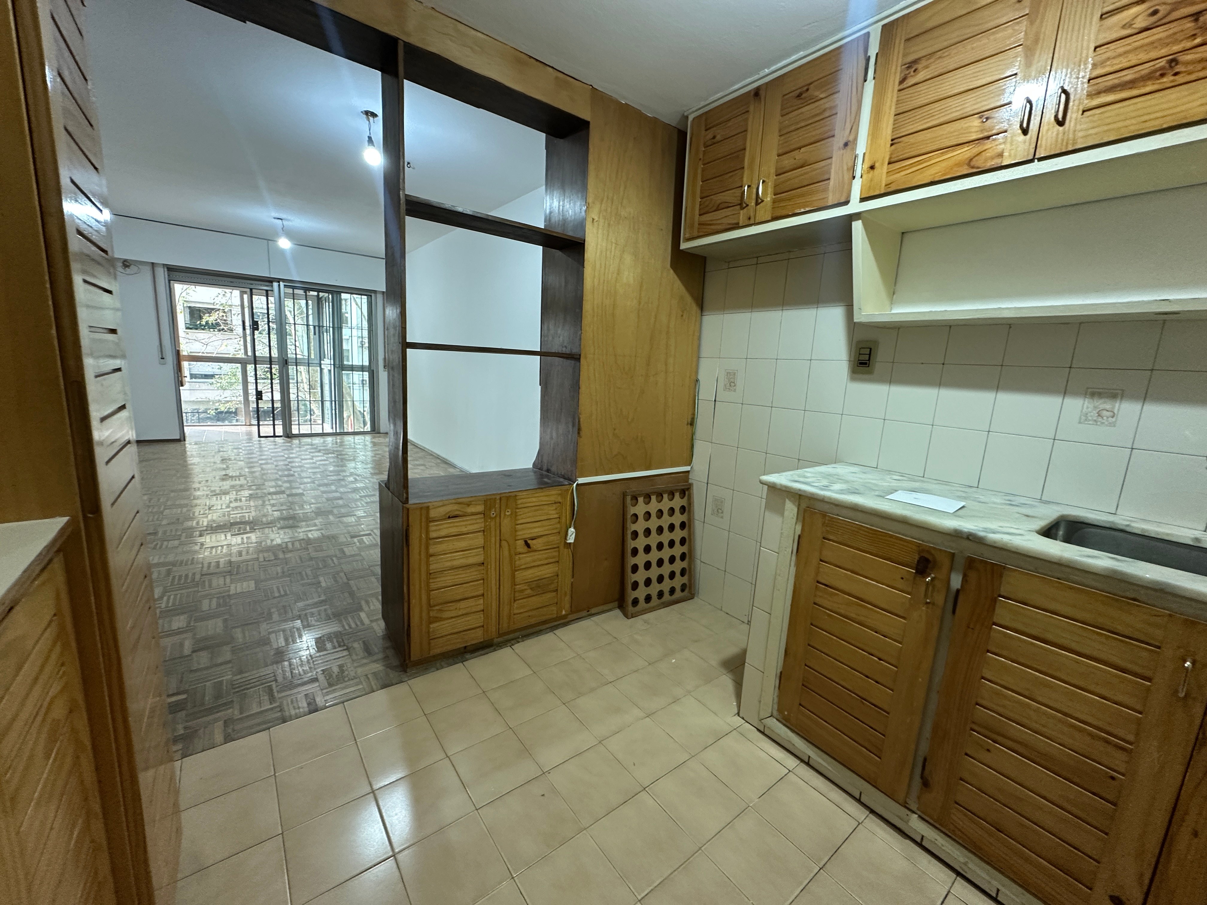 Venta 2 dormitorios con garage Pocitos - Widok 4