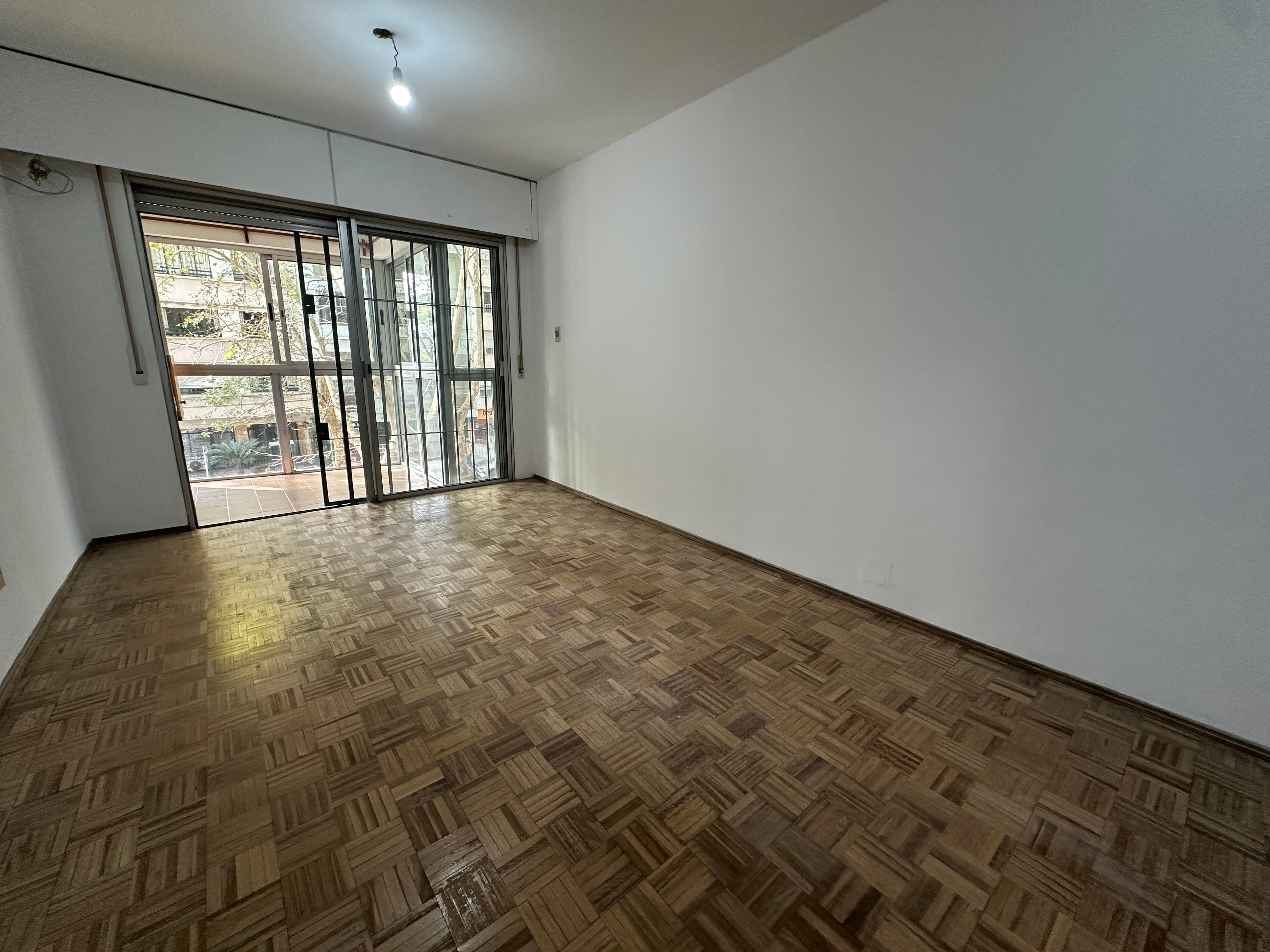 Venta 2 dormitorios con garage Pocitos - Widok 3