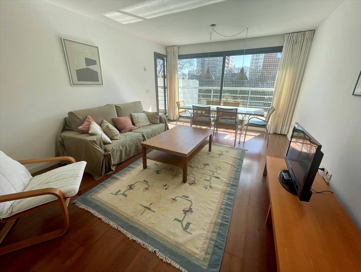 Venta  Apartamento 2 dormitorios con Renta Punta Carretas - Vista 2