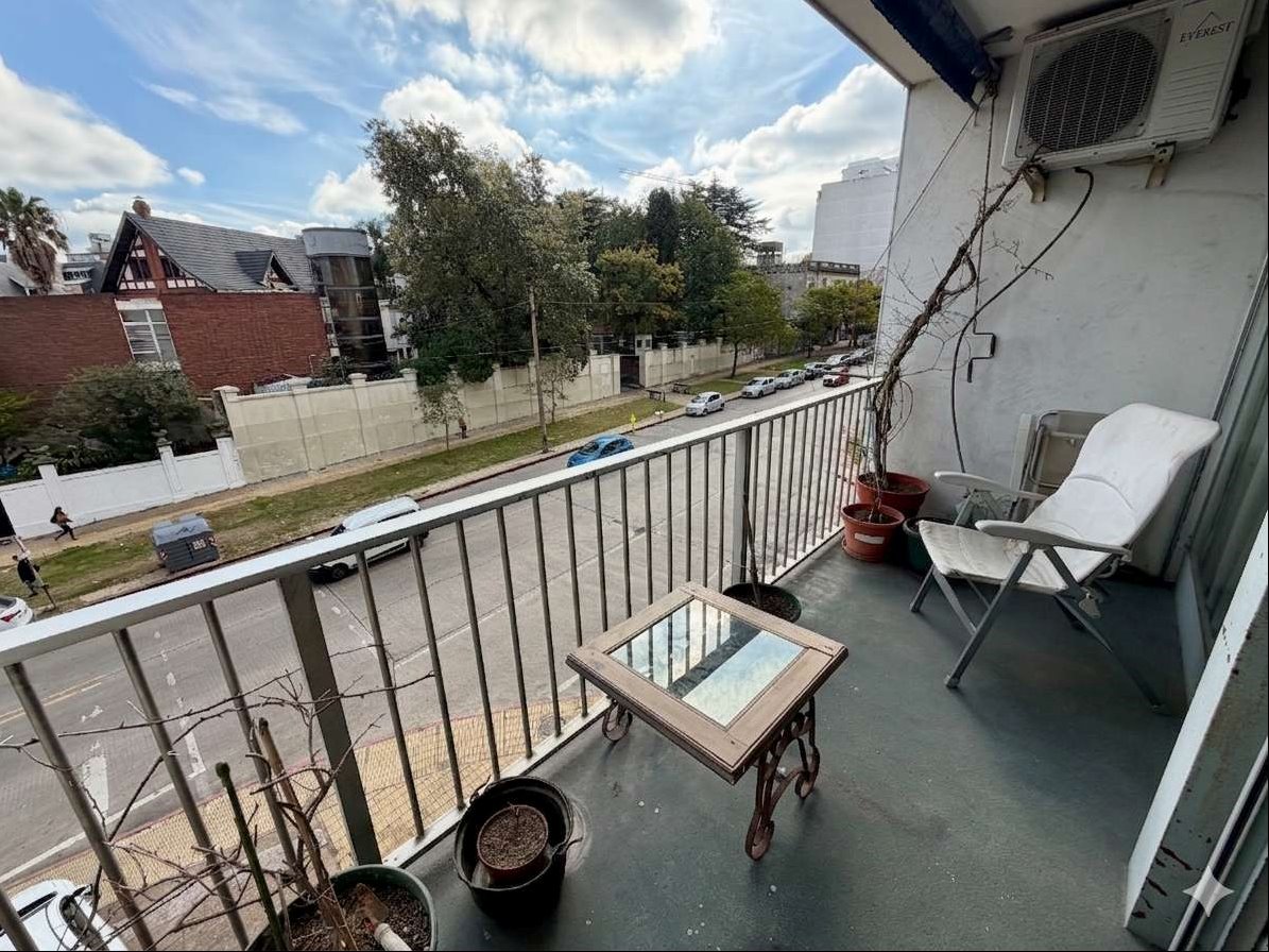 Venta apartamento 3 dormitorios, estar, servicio, amplio,  Pocitos - Ansicht 6
