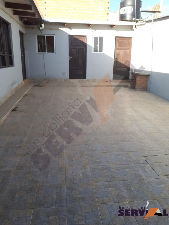 Casa Independiente En Alquiler En Inmediaciones Colegio Señor De  Zona Pacata Baja