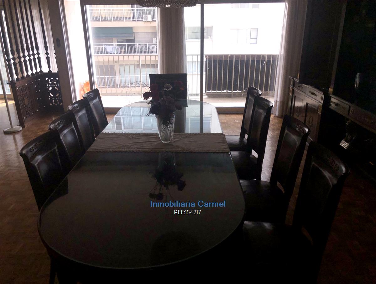 Apartamento en Pocitos, 4 dormitorios, servicio, gge. - Altro