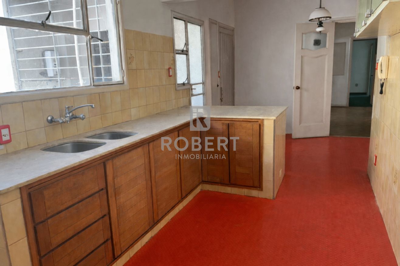 Apartamento en venta de 5 dormitorios en Centro - Więcej