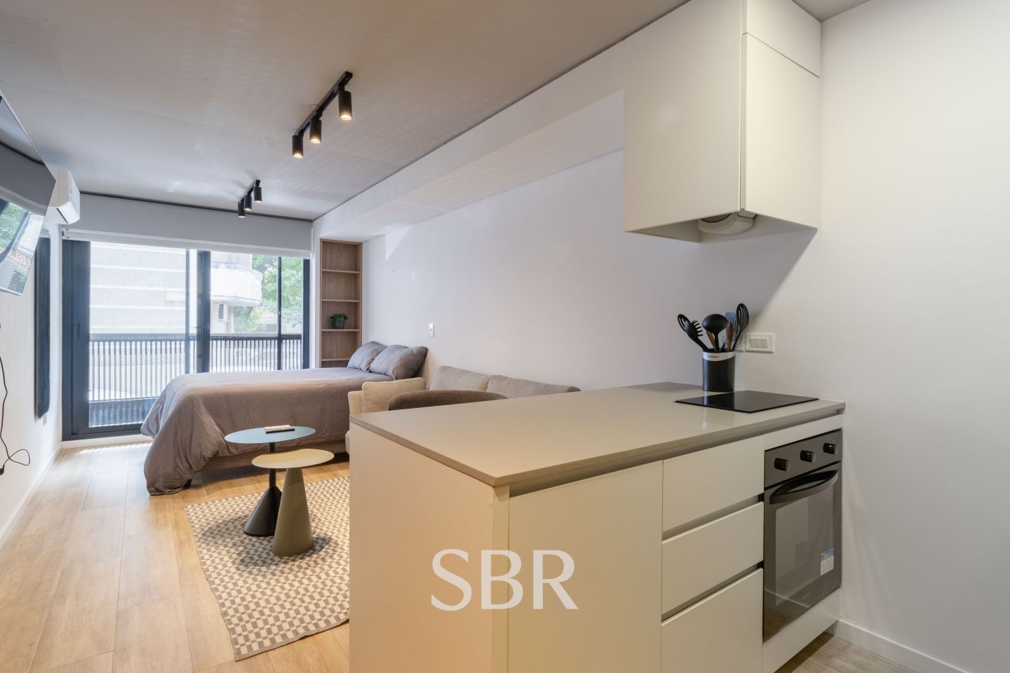 Venta apartamento monoambiente con opcion amoblado en Punta Carretas - Widok 2
