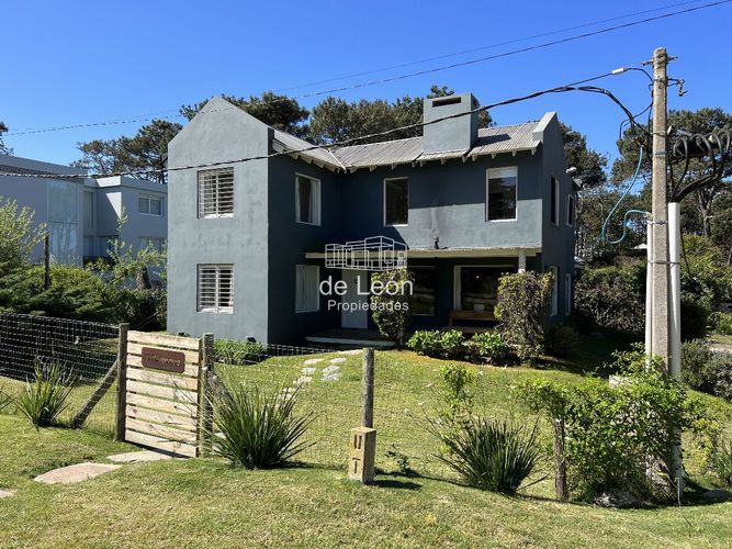 Casa en Montoya La Barra a 300mts del mar, muy cómoda.. Ref #M8CEF4 ...