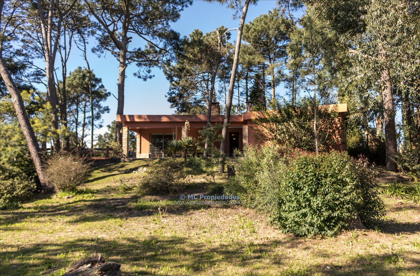 Casa 3 Dormitorios Con 2 Baños. Ref. #T3EE2D - InfoCasas.com.uy