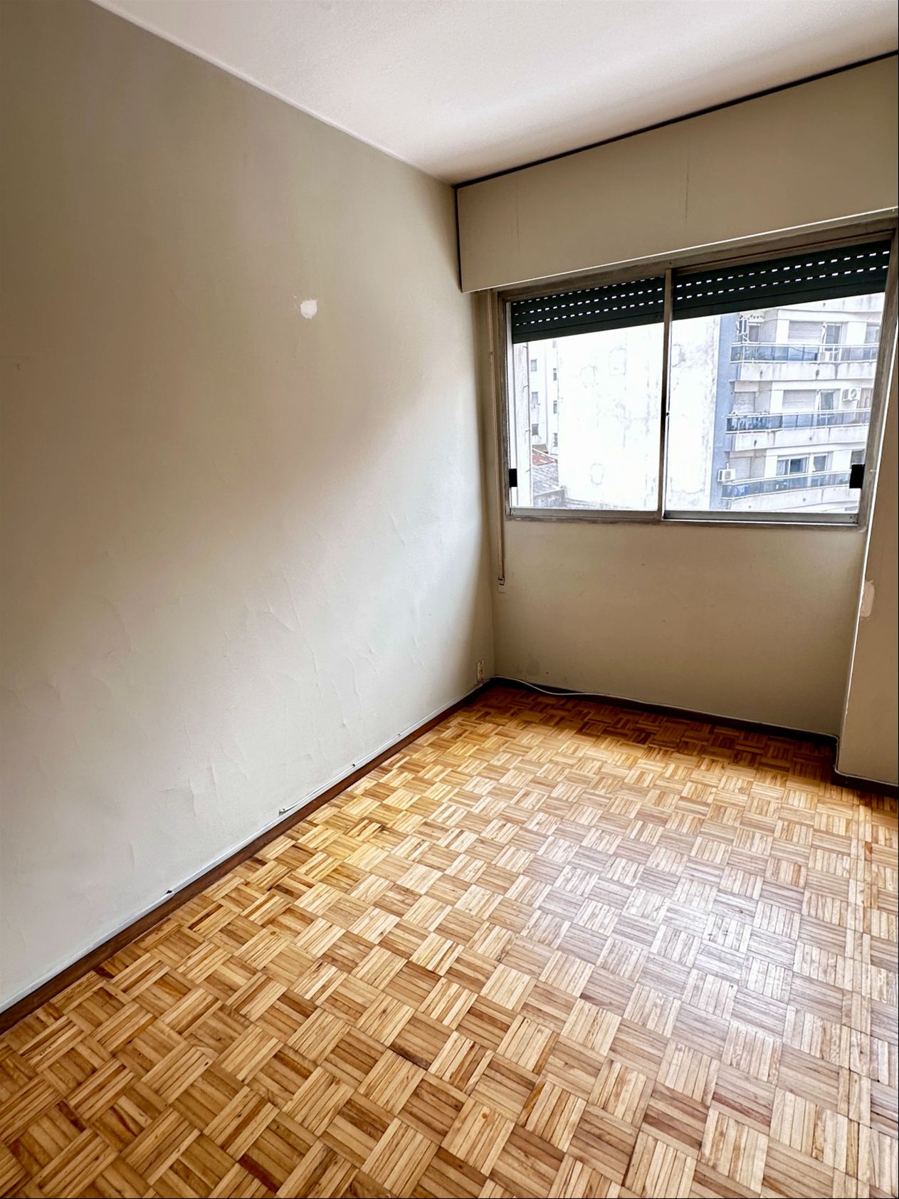 Venta Apartamento 3 Dormitorios Con Placares Y Garaje En Pocitos - Widok 6