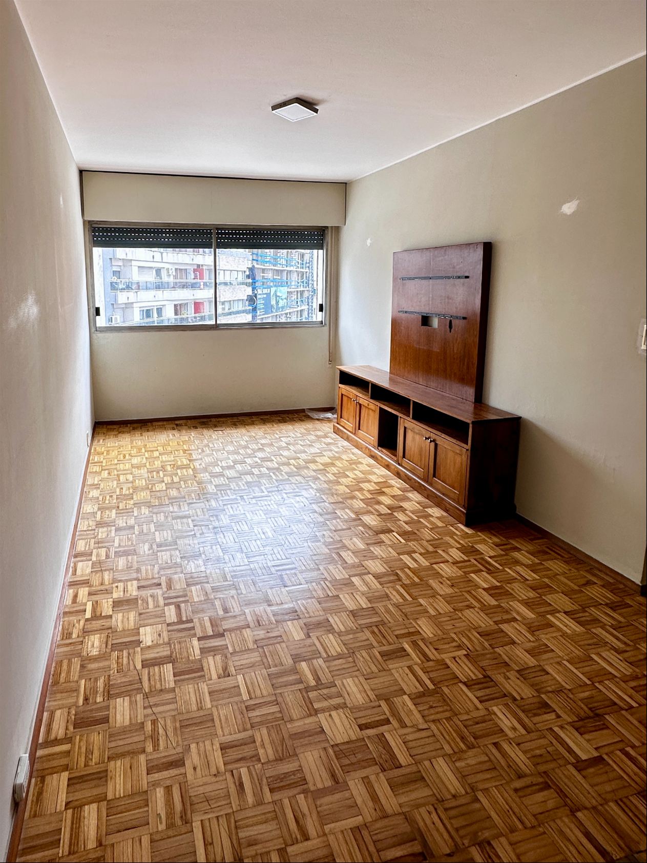 Venta Apartamento 3 Dormitorios Con Placares Y Garaje En Pocitos - Widok 3