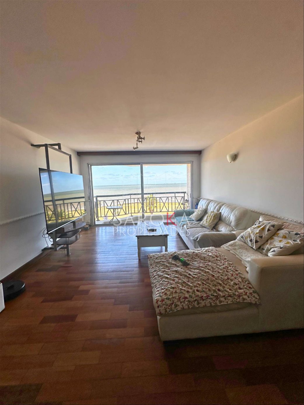 Venta apartamento de 3 dormitorios y servicio en rambla de Punta Carretas - Ansicht 2