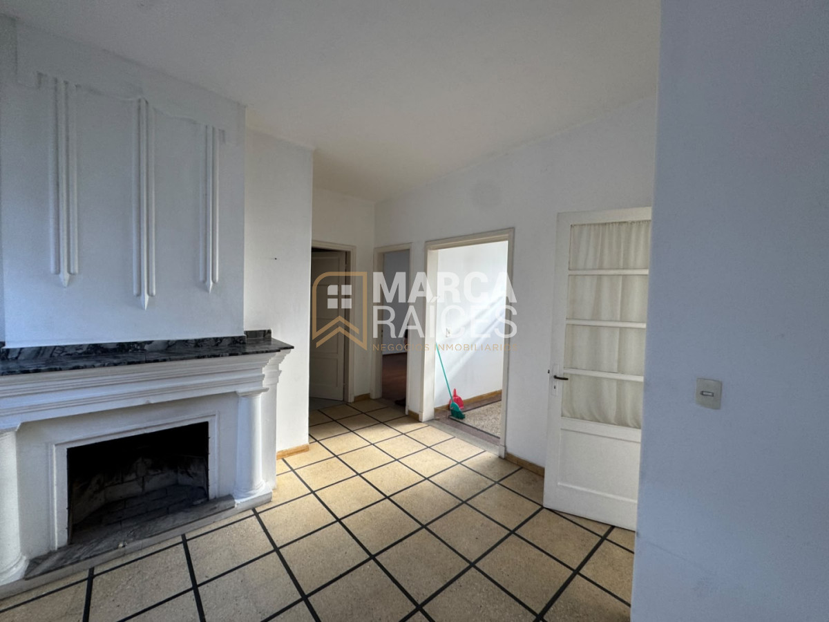 Venta Apartamento 2 Dormitorios 1 Baño Primer Piso por Escalera Pocitos Montevideo - Widok 6