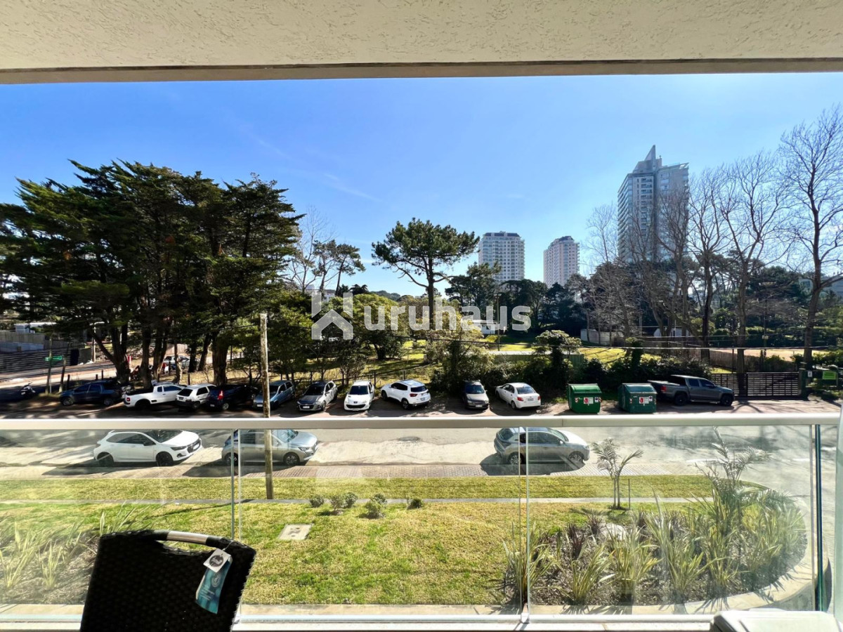 VENTA APARTAMENTO 2 DORMITORIOS PUNTA DEL ESTE - Vista 3