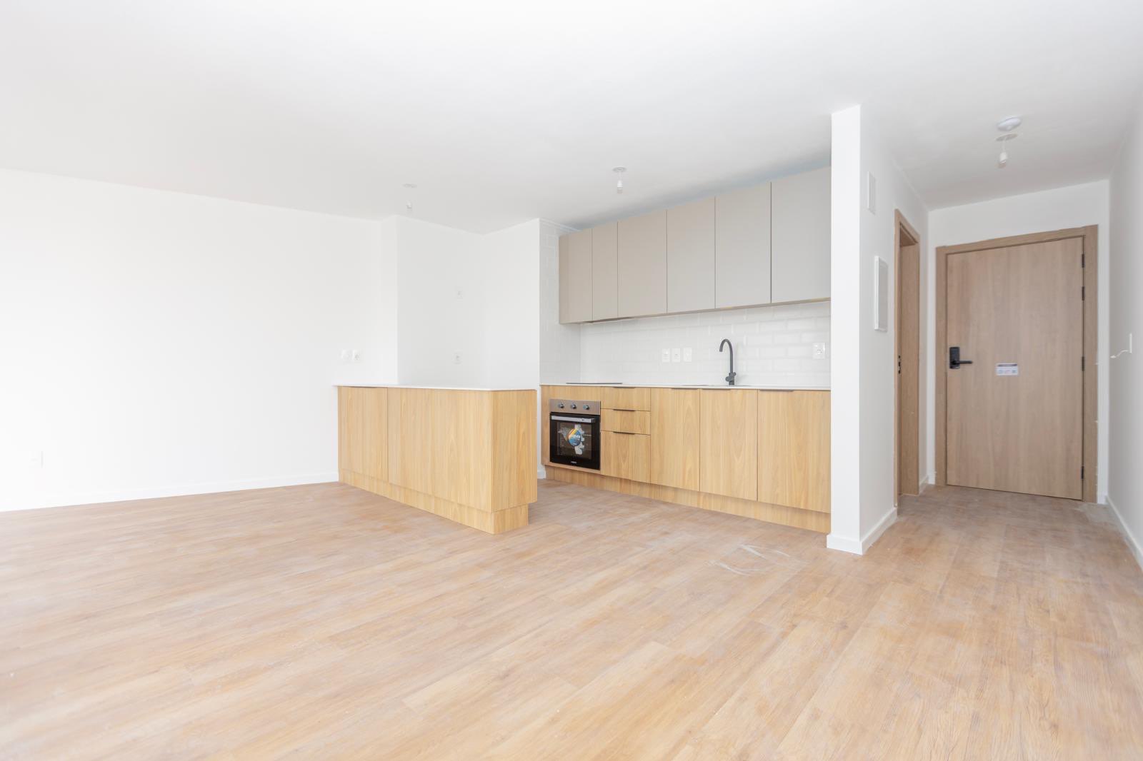 Loft de 71 m² a estrenar frente a Plaza Varela. Con cochera. Sin gastos de ocupación! - Więcej
