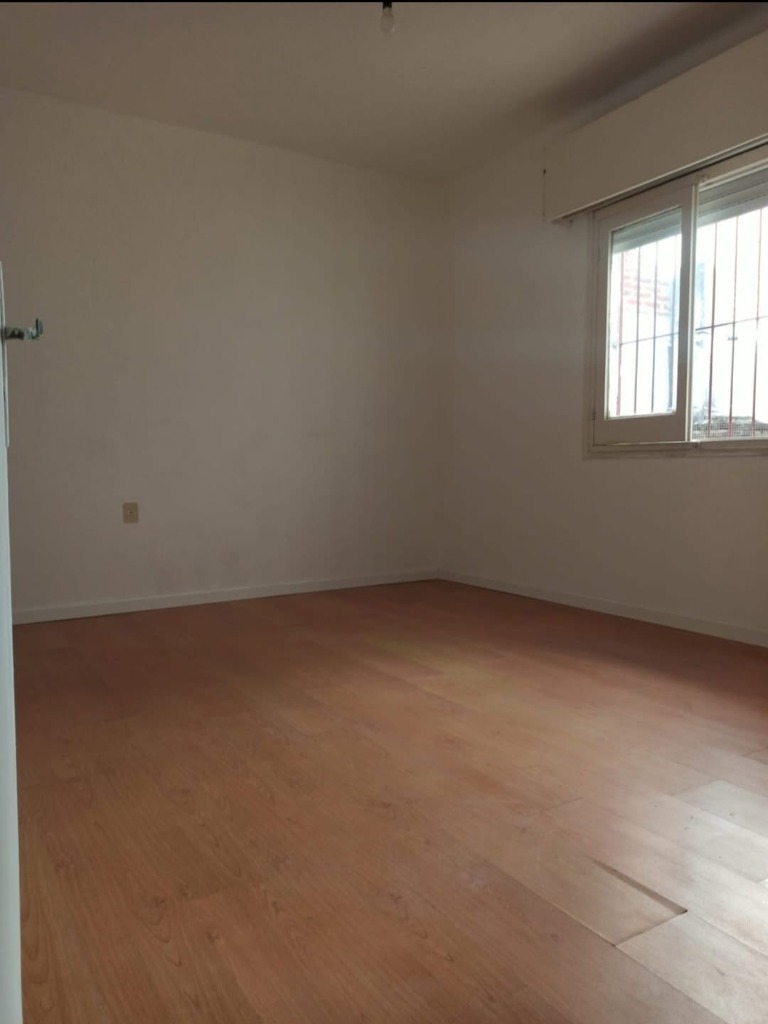 VENTA Apartamento 2 Dormitorios LA COMERCIAL,PRIMER PISO ACEPTA BANCO - Ansicht 3