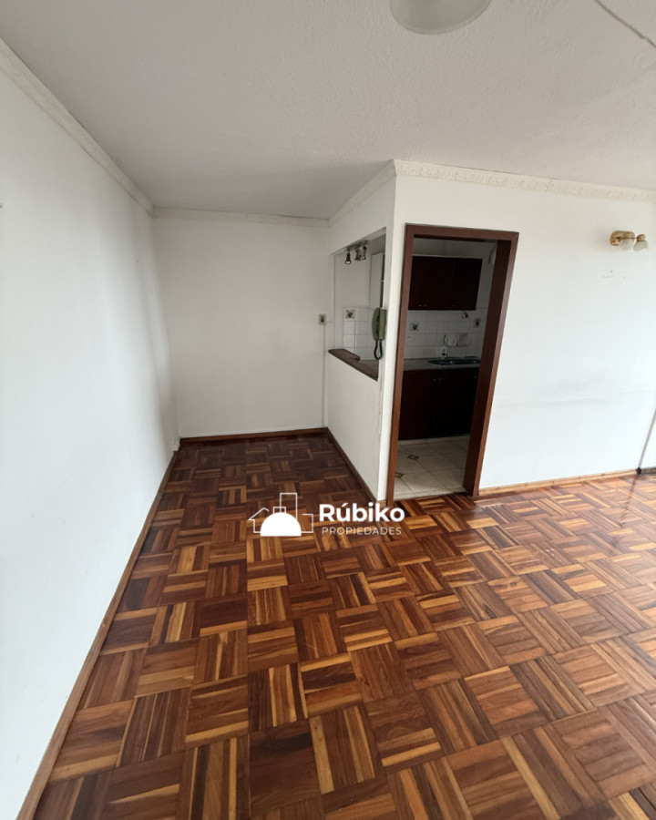 Apto al Frente Dos dormitorios, piso alto y vista al oeste - Widok 6