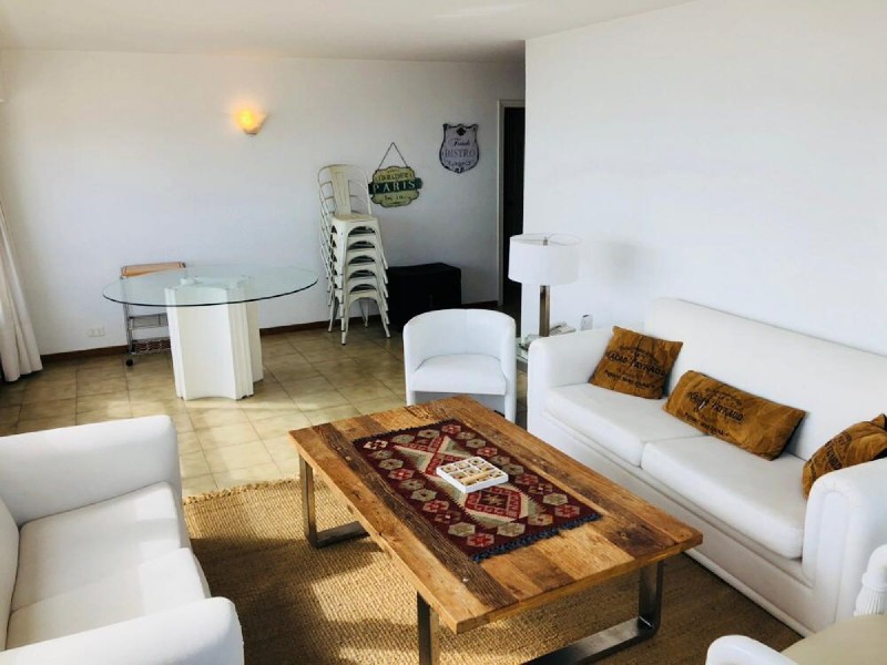 Apto En Peninsula De 3 Dor, 3 Baños Cocina Con Lavadero, Living-comedor