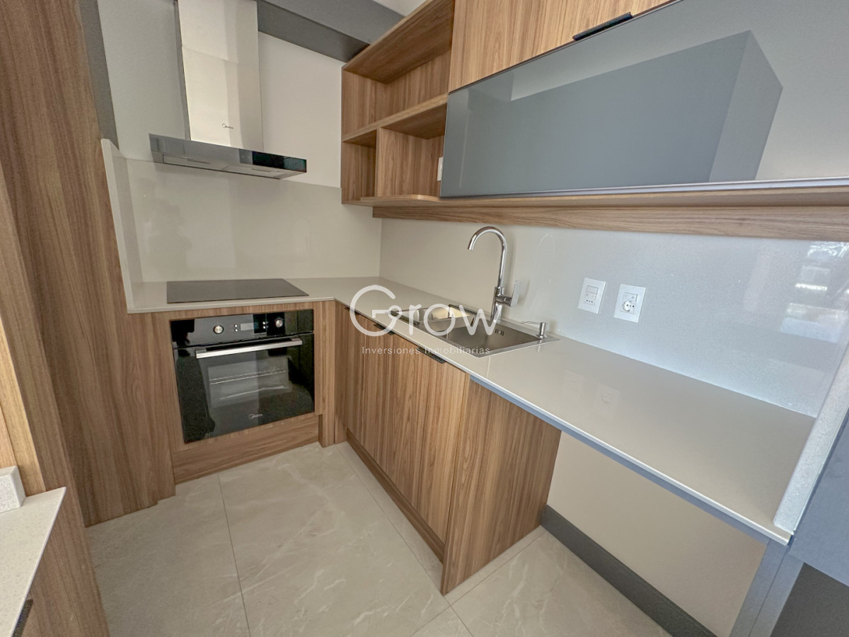 1 dormitorio a estrenar con excelente orientación solar, a solo pasos de Playa Brava - Aanzicht 4