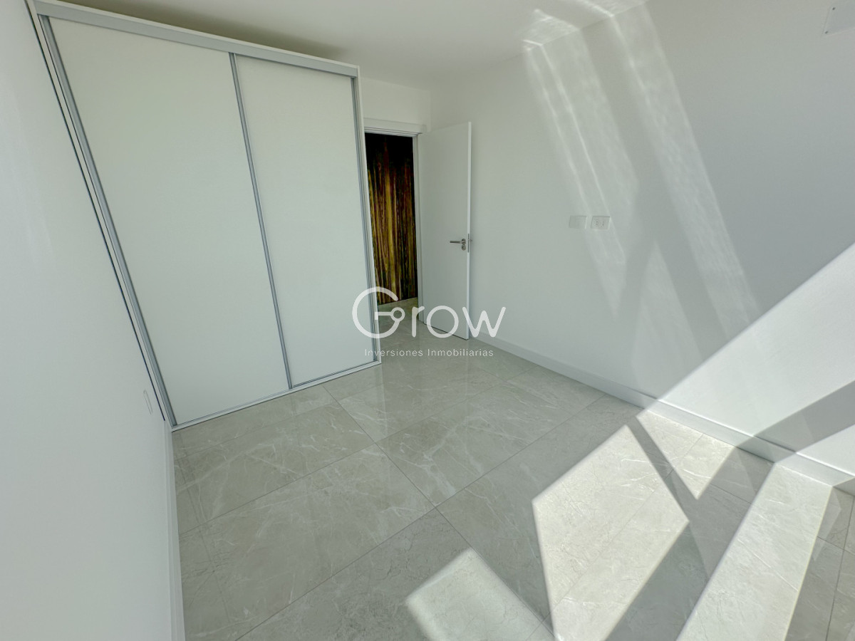 1 dormitorio a estrenar con excelente orientación solar, a solo pasos de Playa Brava - Meer