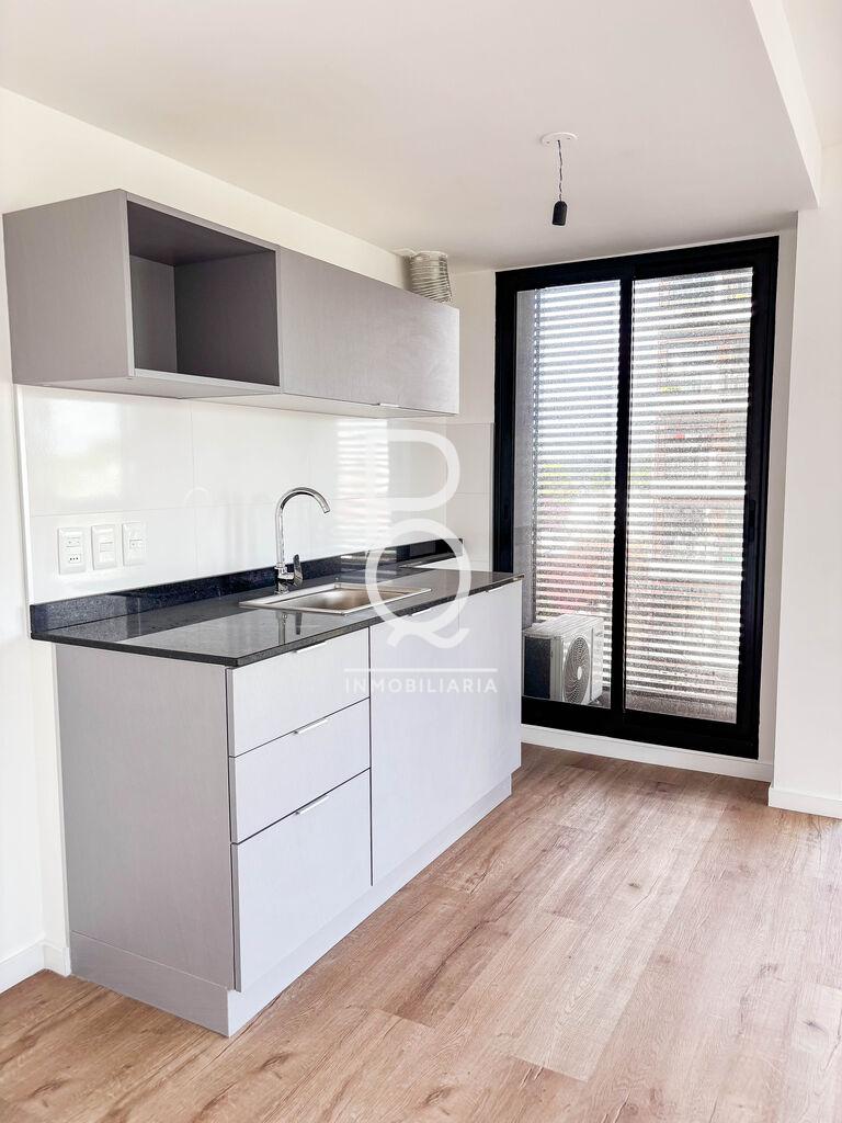 Apartamento de tres dormitorios a estrenar en Malvín – pohled 4