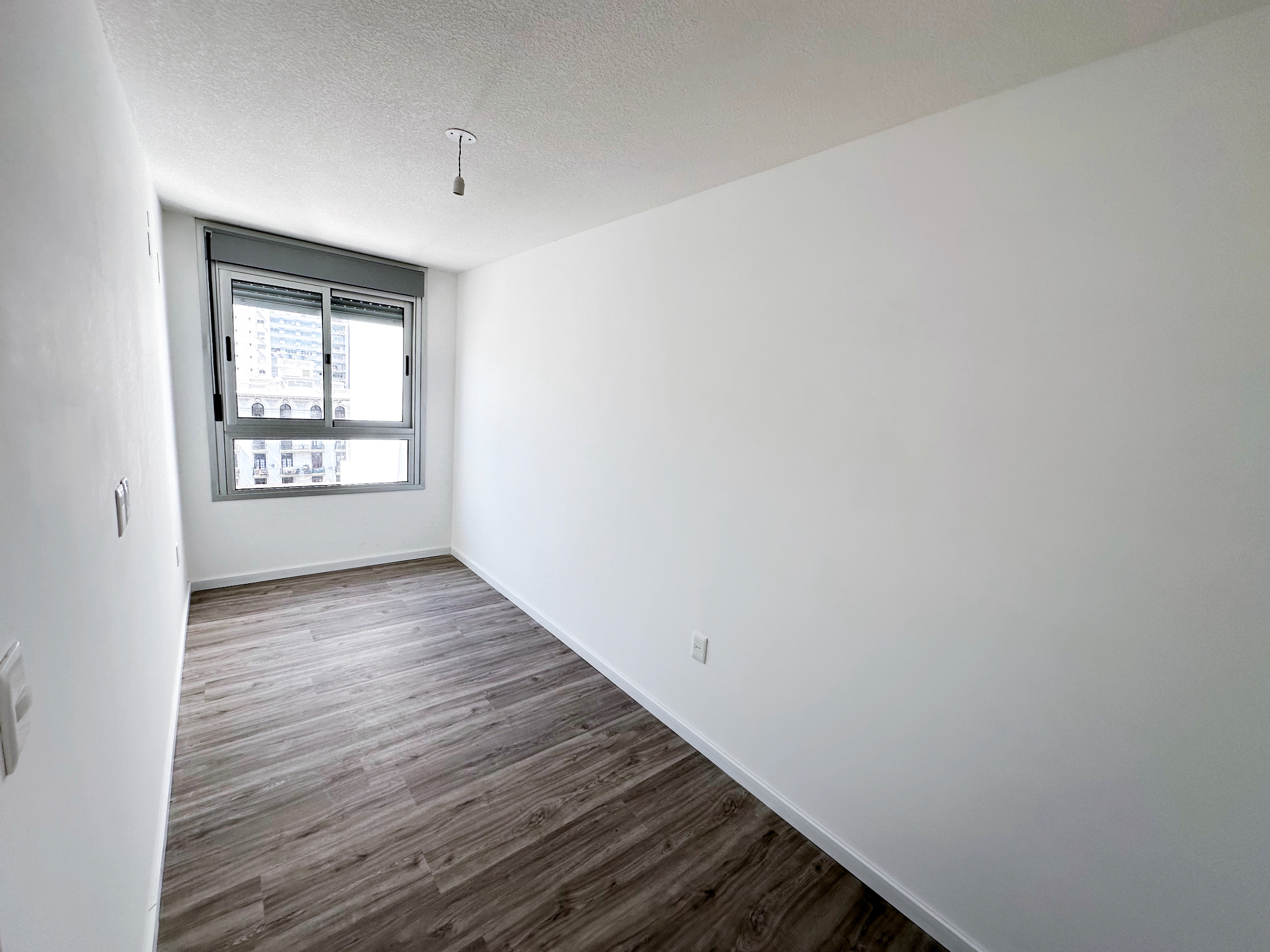 Excelente apartamento de 2 dormitorios en el centro, en edificio LEVEL 2, piso alto! - Ansicht 6