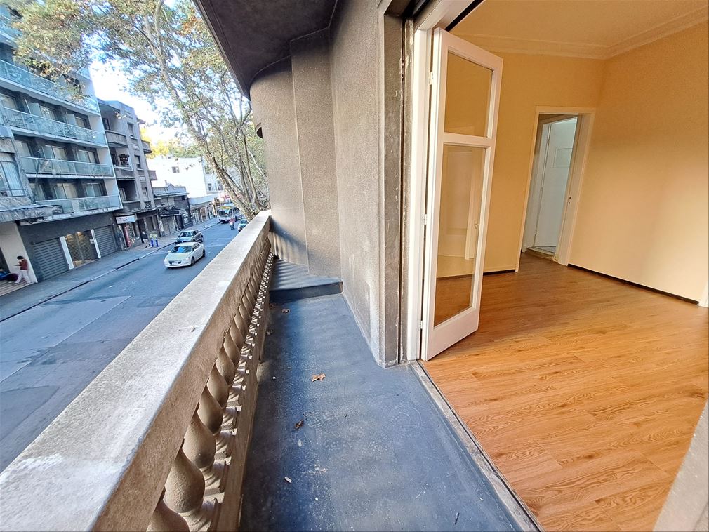 Apartamento Dos Dormitorios Cordón - RENTA - Ansicht 2