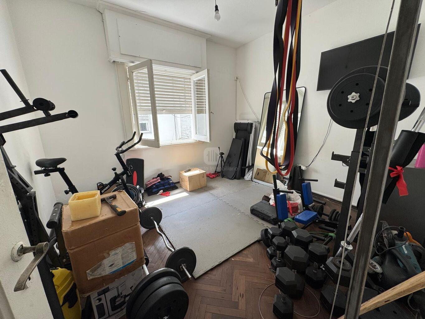 OPORTUNIDAD PARA INVERSORES - VENTA APTO ZONA TRES CRUCES - Vista 6