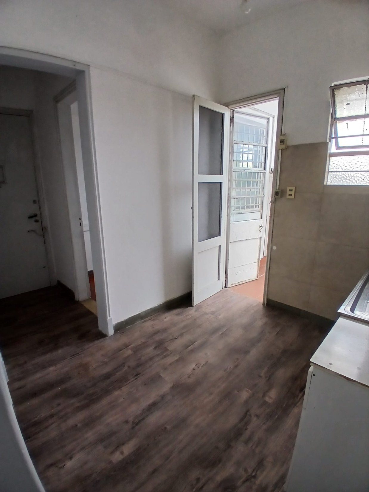 Oportunidad Apto 3 Dorm, Baño, Cocina Living-comedor, Terrazas Fte Y Fdo. - Vista 6