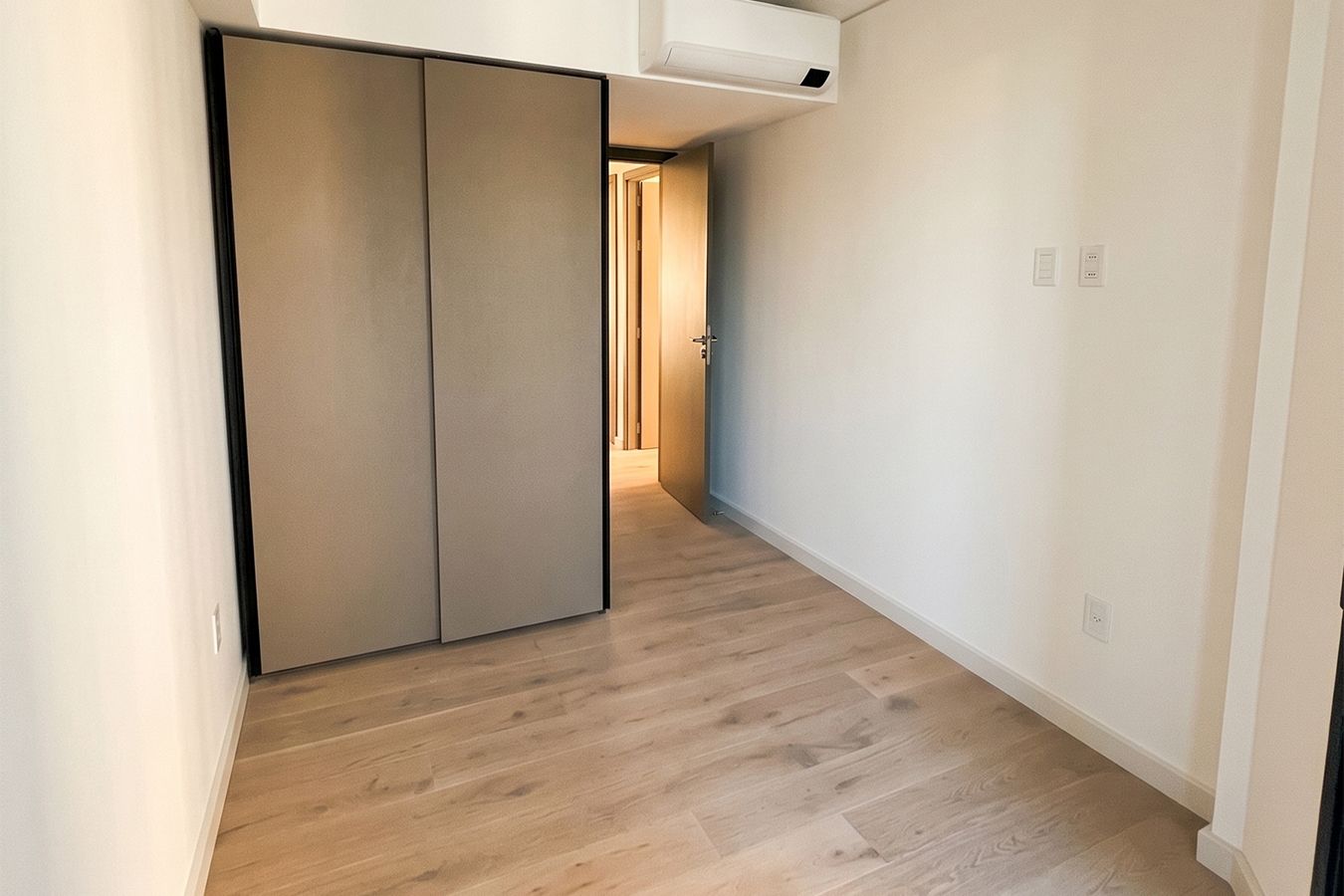 Apartamento venta en Puerto del Buceo 9664, de 2 dormitorios con garaje - Widok 5