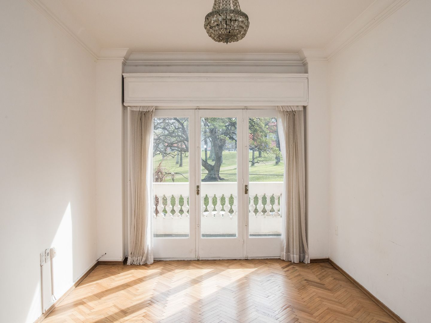 Apartamento en venta en Punta Carretas 8422, de 4 dormitorios, frente al Parque Villa Biarritz – další