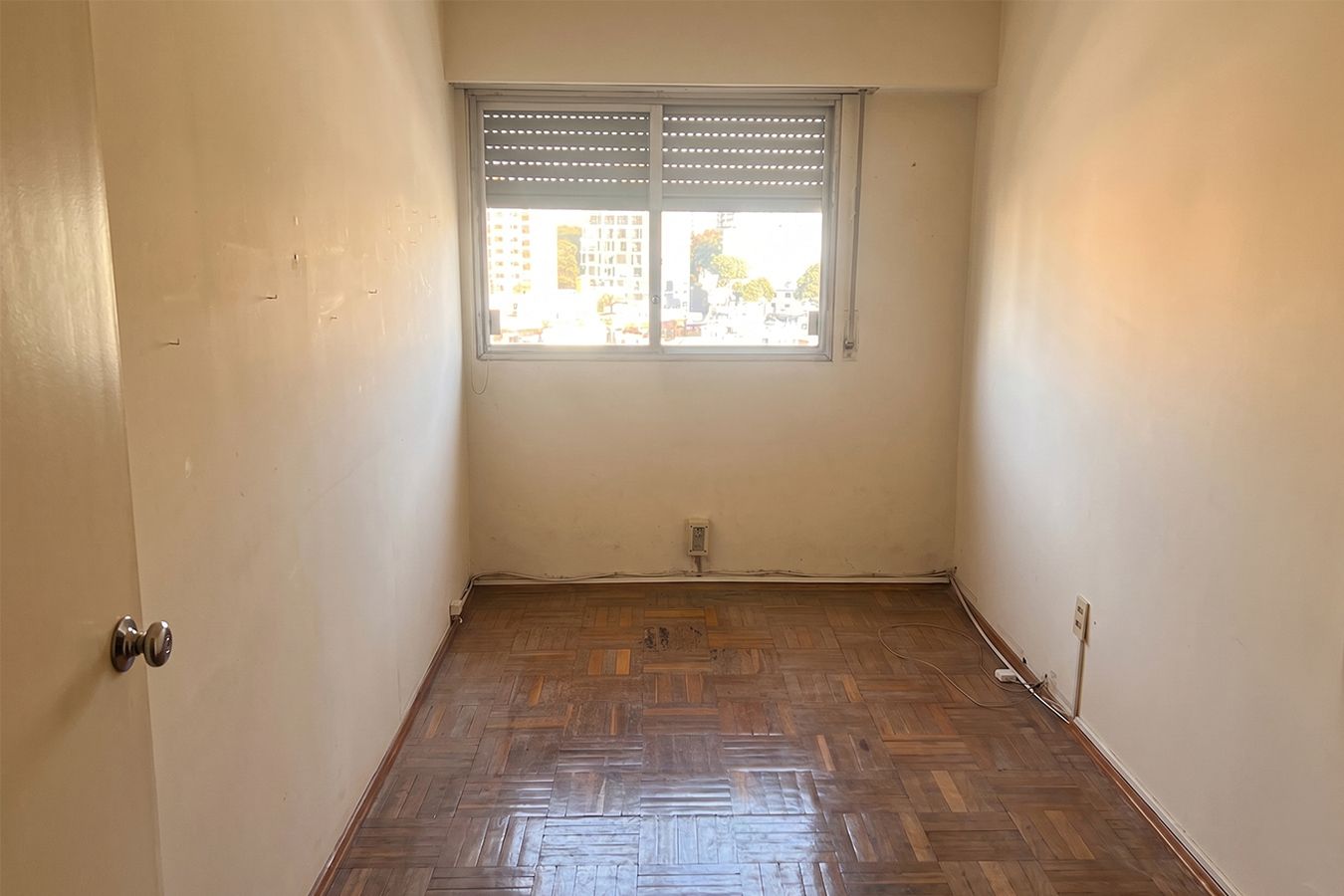 Apartamento en venta en Pocitos 10295, 2 Dormitorios, piso alto con amplia terraza cerrada - Więcej