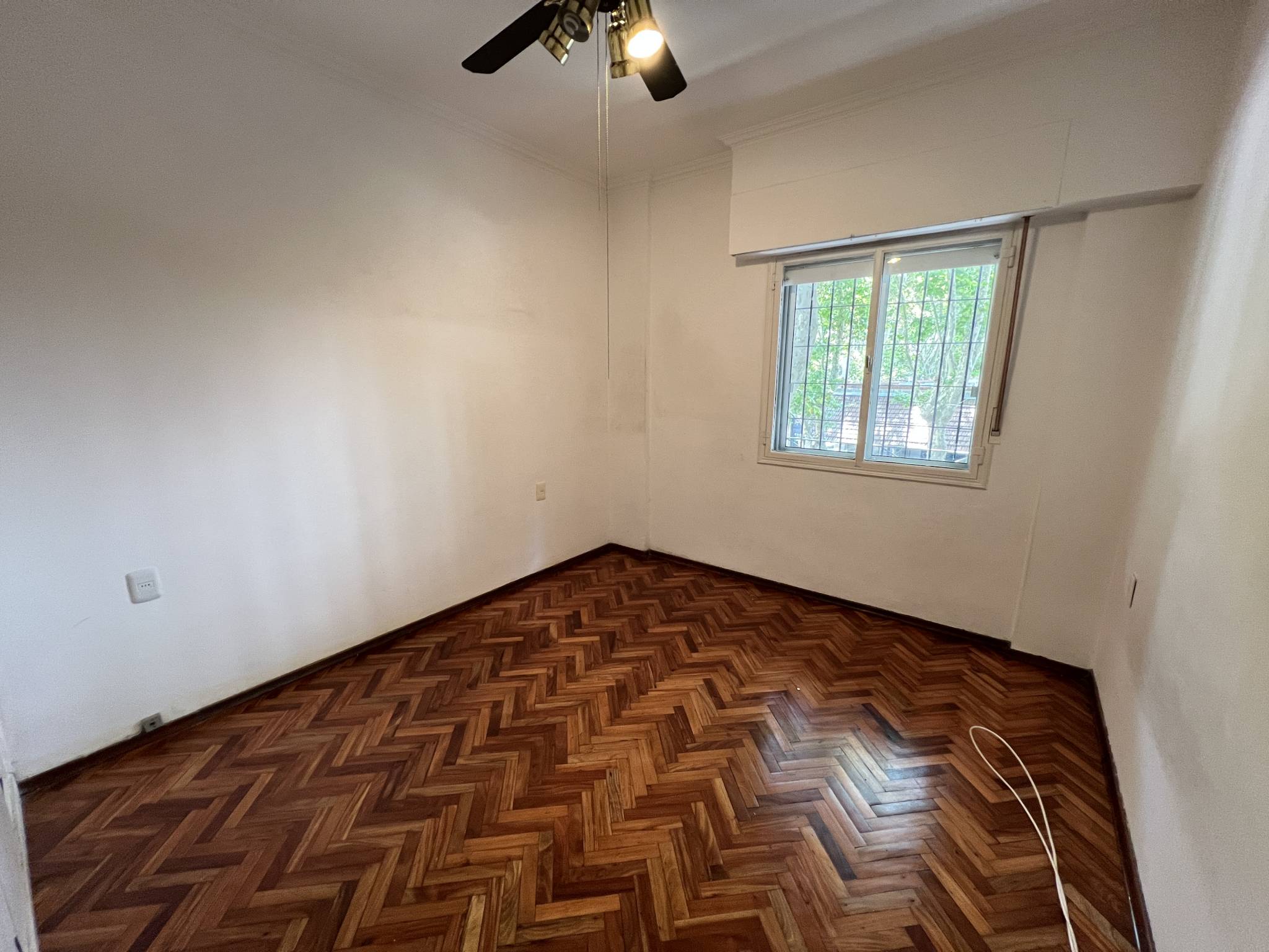 Venta Apartamento Dos Dormitorios y servicio en Pocitos – pohled 4