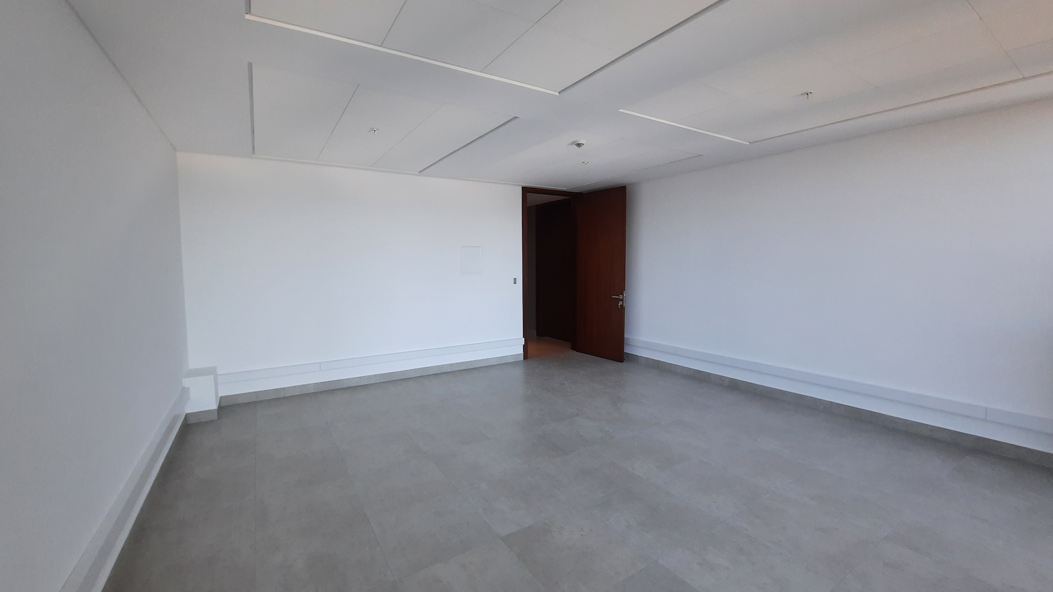 Consultorio En Alquiler Edificio M40 Zona Equipetrol