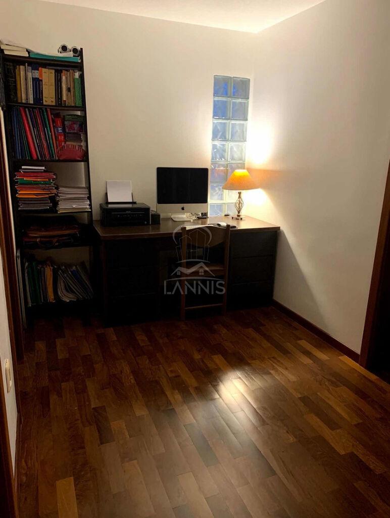 PUNTA CARRETAS REF LY960 Apto en venta en (Luis de la Torre y Bv Artigas) PRECIO USD 390.000 - Więcej