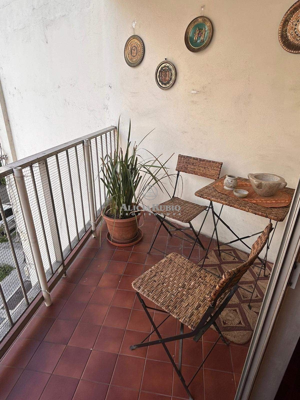 CAVIA Y ROQUE GRASERAS. BALCON. ESTAR. SUITE. GARAJE FIJO. GC$18.000 CON LOSA Y PORT - Bild 5