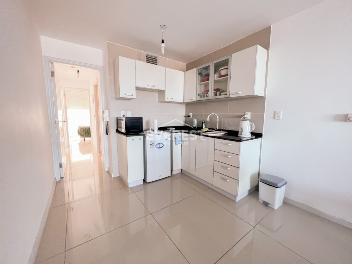 Venta y alquiler Malvín 2 Dormitorios rambla - Widok 6