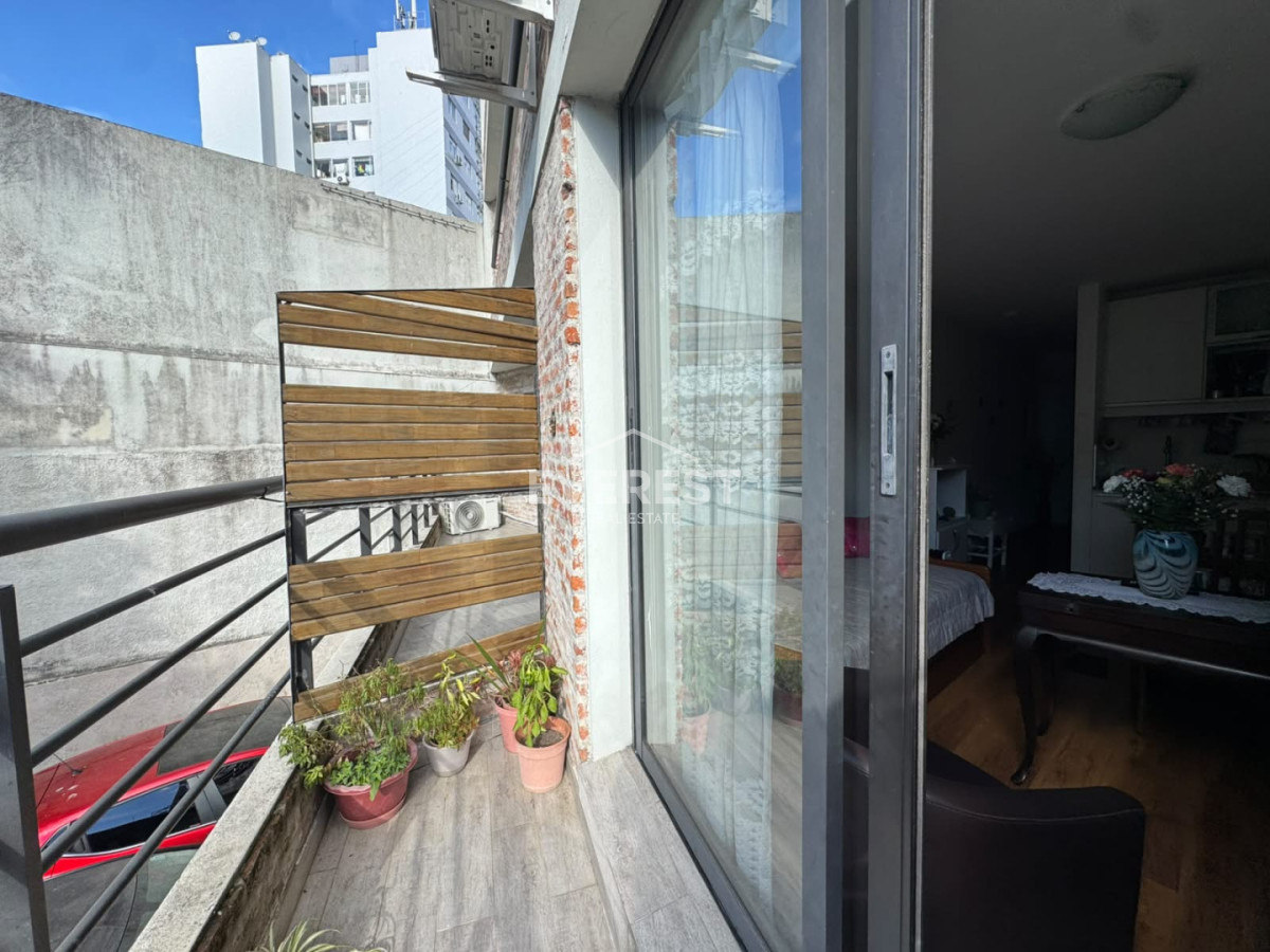 Venta con renta en Malvin Sur - Meer