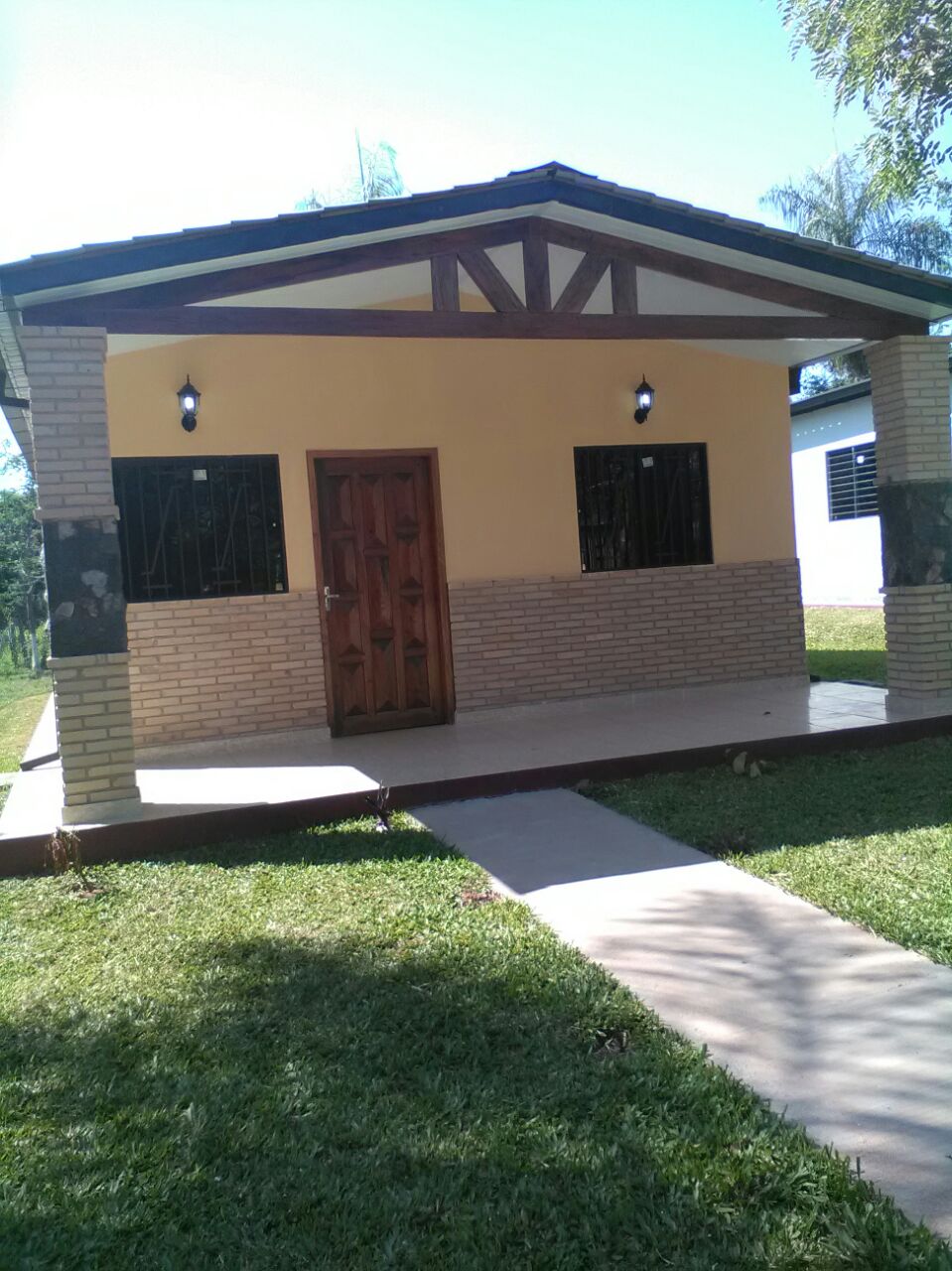 Casas Económicas A Cuotas!!. Ref. 2FE38