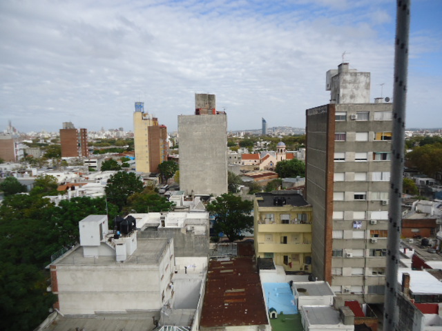 Venta apartamento ambiente Bv. Artigas, a pasos de 18 de Julio y Terminal Shopping Tres Cruces * Oportunidad* - Widok 5