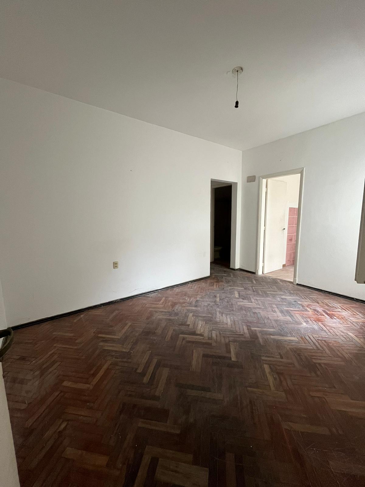 Imperdible Oportunidad: Apartamento De 2 Dormitorios A La Venta En Pocitos, Pocitos