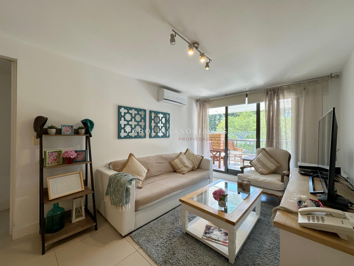 Departamento en Venta en Edificio Unique, Punta Del Este - Vista 2