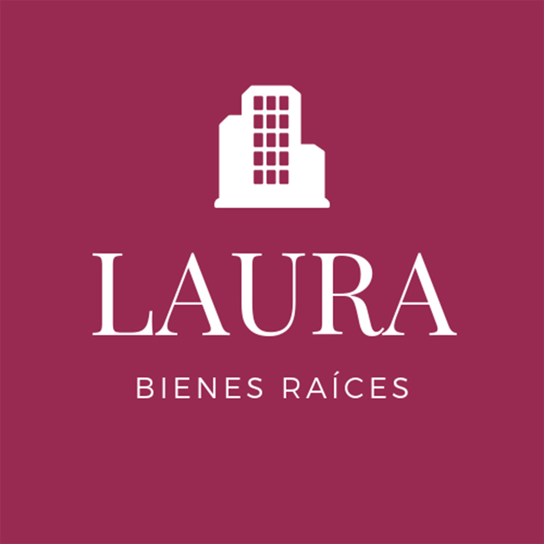 Laura Bienes Raíces