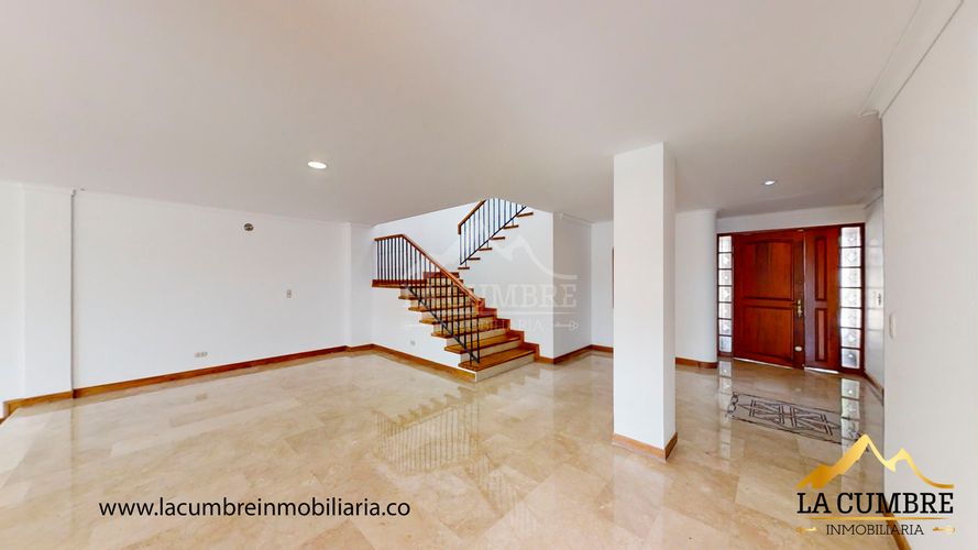Casa de 4 alcobas en venta en El Poblado, Medellín, 430 m² · foto 9 de 20