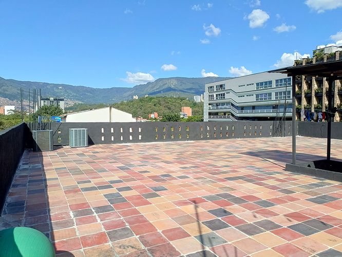 Local en arriendo en Conquistadores, Medellín, 550 m² · foto 8 de 10