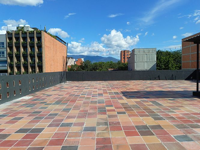 Local en arriendo en Conquistadores, Medellín, 550 m² · foto 9 de 10