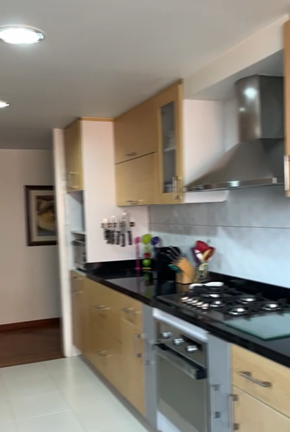 Apartamento en venta en El Refugio, Bogotá · foto 10 de 19