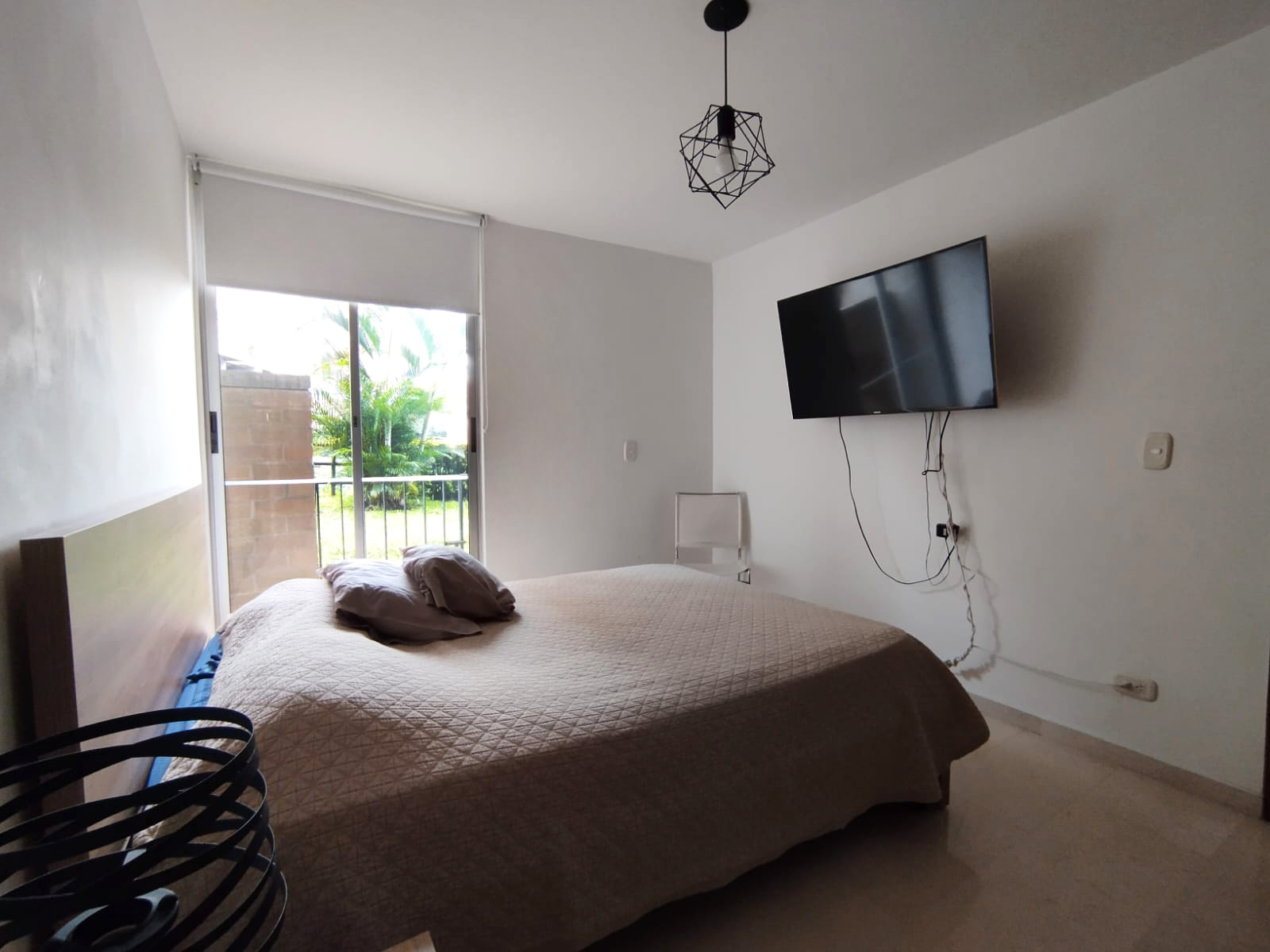 Apartamento en arriendo en Altos Del Poblado, Medellín · foto 8 de 14