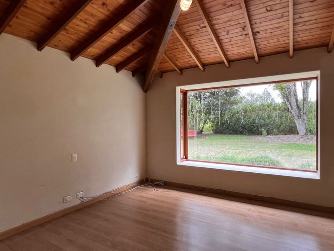 Casa de 5 alcobas en venta en Llano Grande, Rionegro, 400 m² · foto 10 de 16
