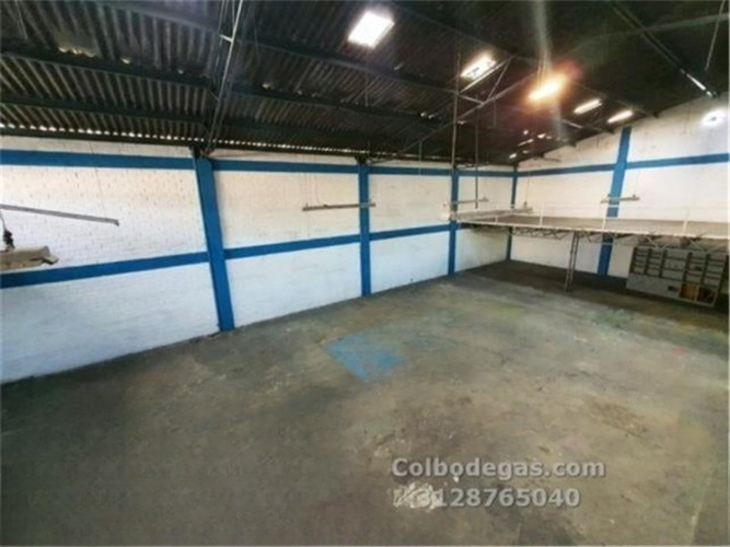 Bodega en venta en Guadalupe, Dosquebradas, 690 m² · foto 8 de 13