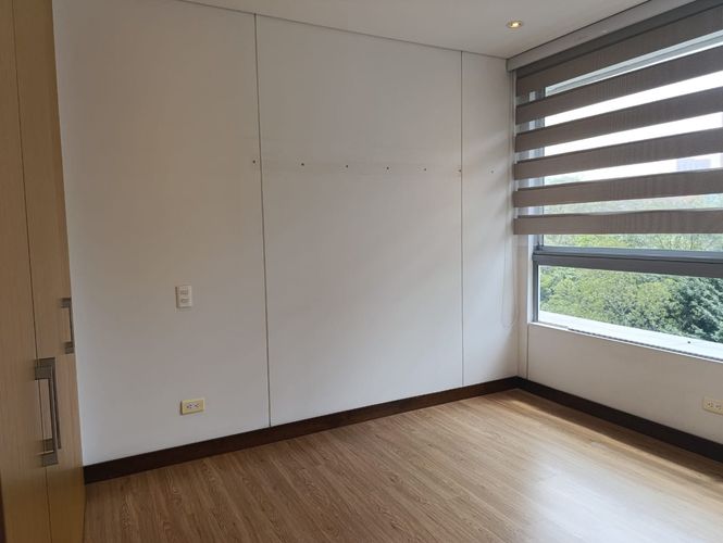 Apartamento de 2 alcobas en arriendo en Los Balsos, Medellín, 122 m² · foto 14 de 19