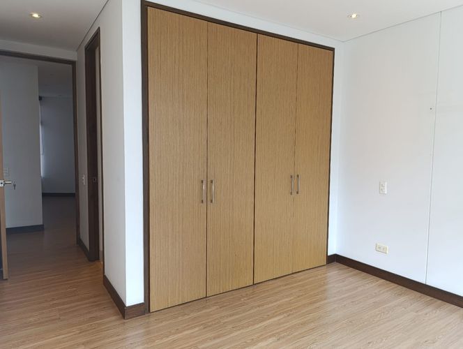 Apartamento de 2 alcobas en arriendo en Los Balsos, Medellín, 122 m² · foto 15 de 19